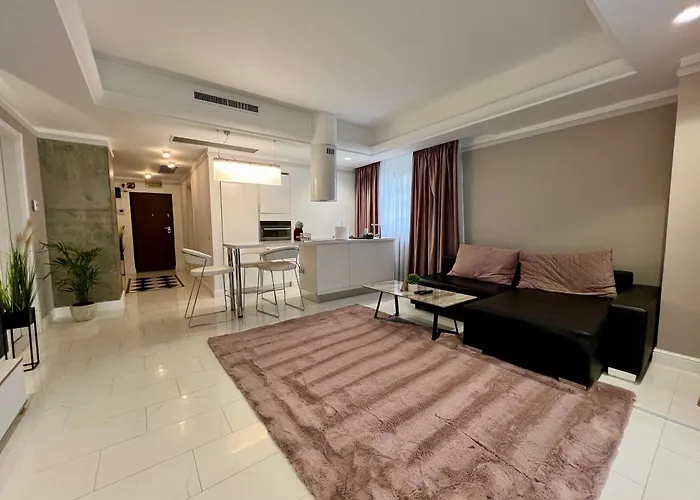 Апартаменти Clb Sea View