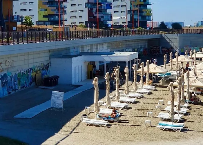 Clb Sea View Апартаменти *