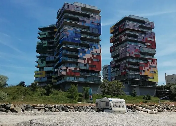 Clb Sea View Апартаменти *