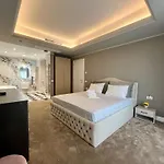 Clb Sea View